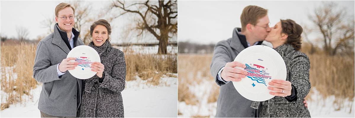 Minneapolis winter engagement session ultimate frisbee